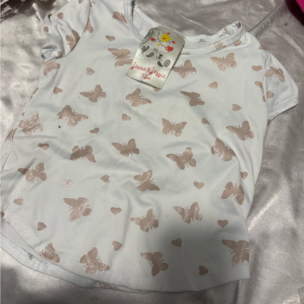 💕free with bundle💕Girls' White Top with Rose Gold Butterfly Print